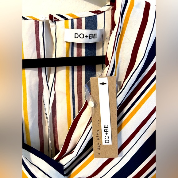 DO+BE Top (*new with tags) - Picture 3 of 3